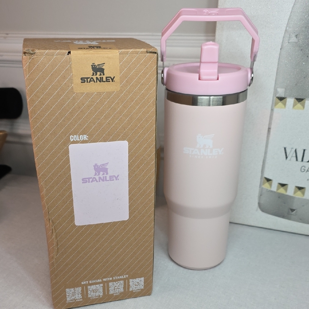 listing-status-banner